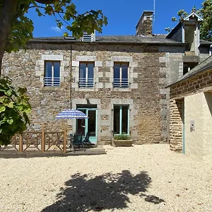 https://chateau-de-chambres.inbrittany.com